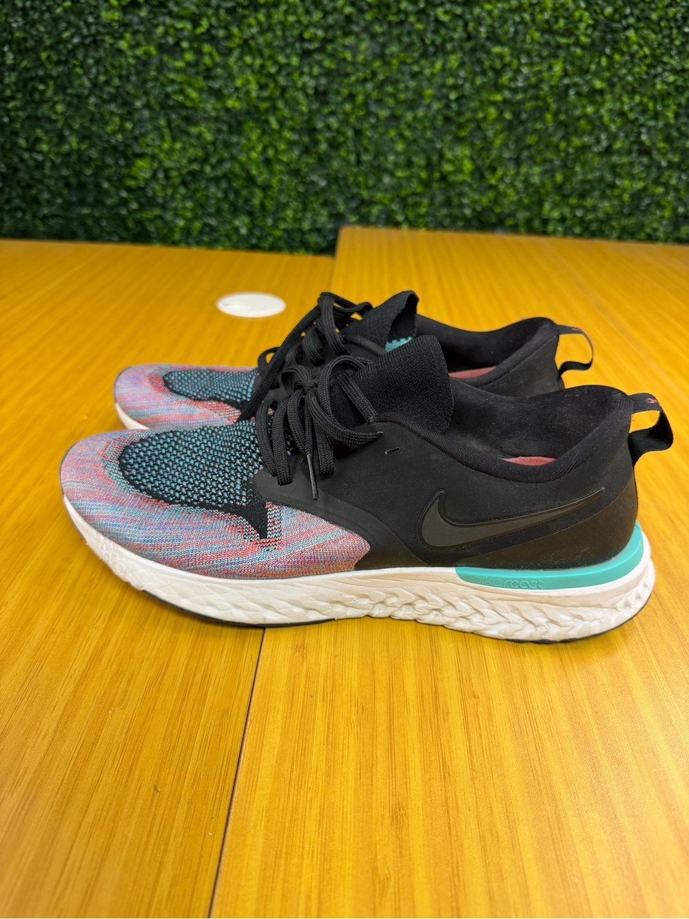 Nike Shoes Womens 10.5 Black Odyssey React 2 Flyknit Run Sneakers AH1016-003